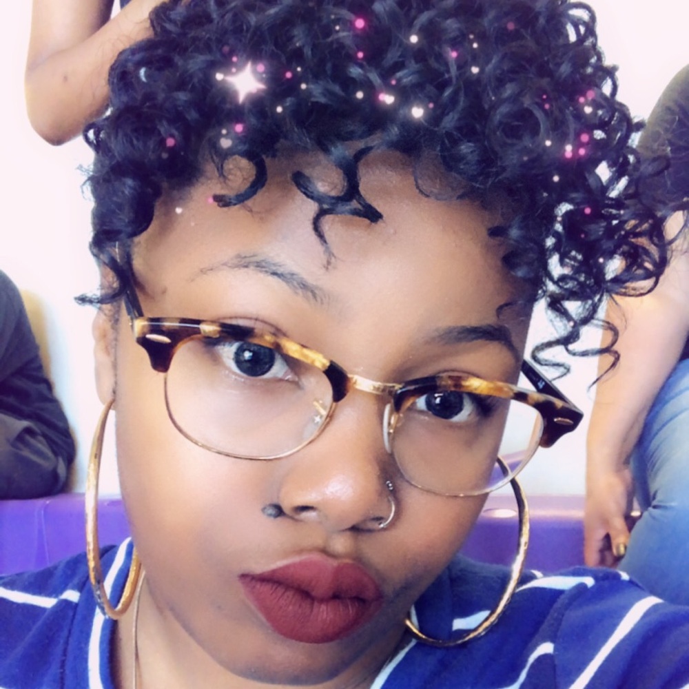 Meet your Posher, Shay